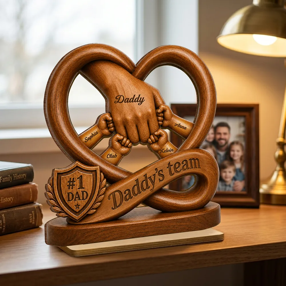 Daddy's Dream Team Fist Bump - Personalized Wooden Plaque - Father's Day Gift for Dad, Husband