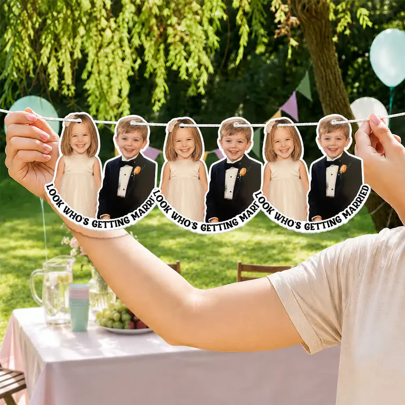 Custom Photo Look Who's Getting Married Couple - Personalized Garland Banner