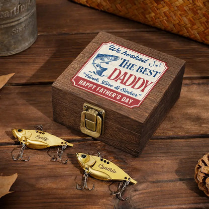 We Hooked The Best Dad Grandpa - Personalized Metal Fish Lure Set