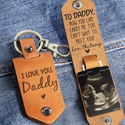 Father's Day Gifts, Daddy Can't Wait To Meet You From The Bump - Personalized Leather Photo Keychain