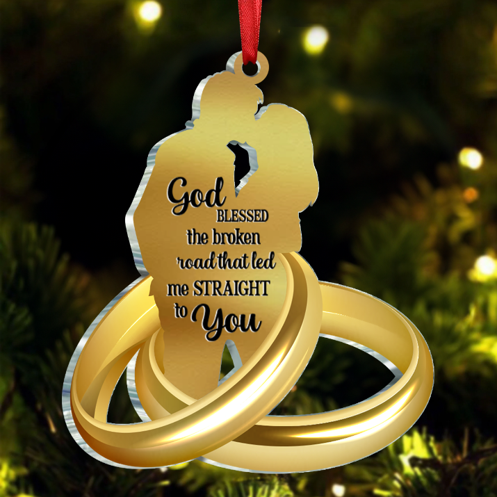 Couple - God Blessed The Broken Road That Led Me Straight To You - Personalized Ornament